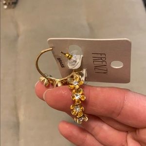 NEW NEVER WORN Frenzy Floral Hoops